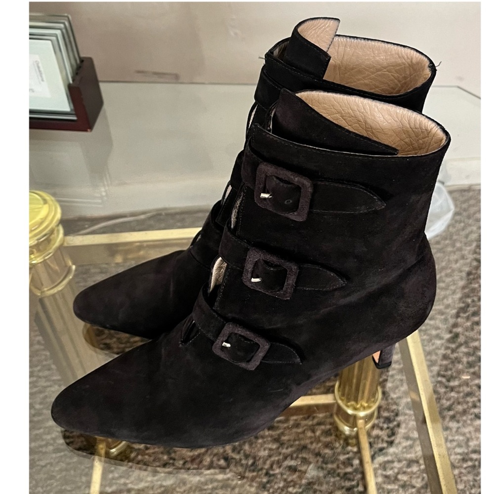 MANOLO BLAHNIK suede booties